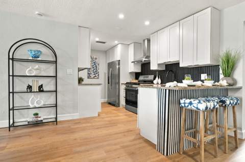 2400 NW 85th Avenue, Sunrise FL - photo 6 of 23
