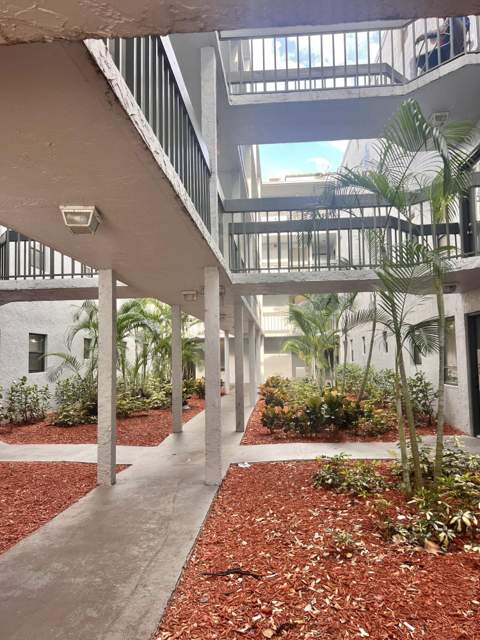 1820 N Congress Avenue #410, West Palm Beach FL - photo 20 of 21