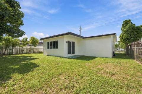 2400 NW 85th Avenue, Sunrise FL - photo 23 of 23
