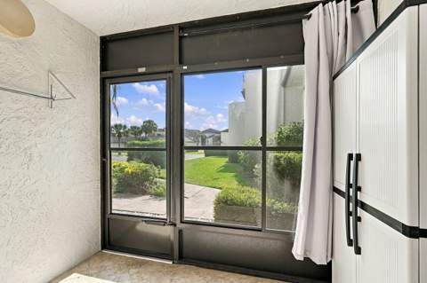 3351 Twin Lakes Terrace #103, Fort Pierce FL - photo 22 of 64