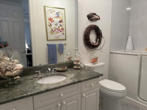 7907 Fairway Lane, West Palm Beach FL - photo 16 of 37