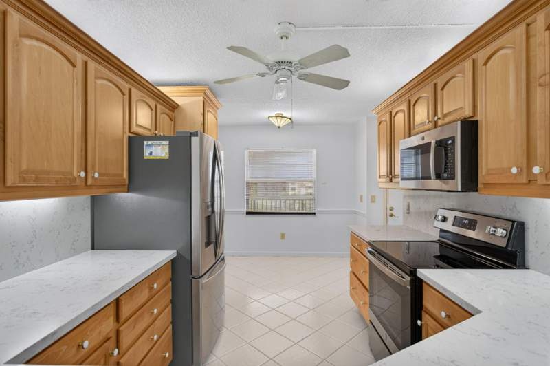 2 bedroom Condominium at 9220 SW 14th Street #3502, Patios Of Boca Barwood Condo, Boca Raton — photo 3
