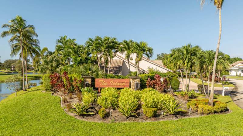 5 bedroom Single Family Residence at 8610 Banyan Way, Woodmont Tract 62, Tamarac — photo 3