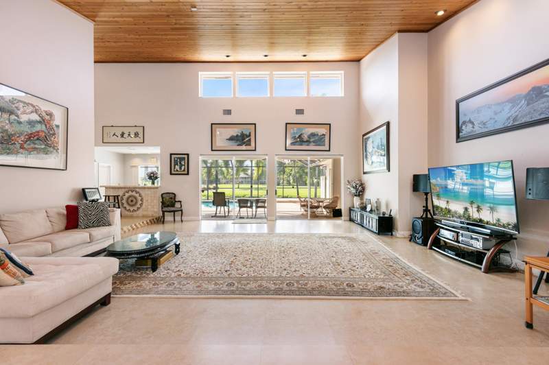 5 bedroom Single Family Residence at 8610 Banyan Way, Woodmont Tract 62, Tamarac — photo 4