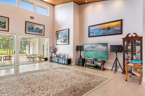 8610 Banyan Way, Tamarac FL - photo 6 of 41