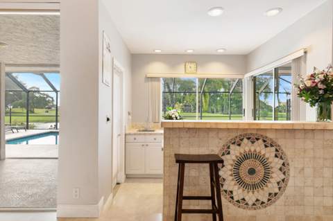 8610 Banyan Way, Tamarac FL - photo 12 of 41