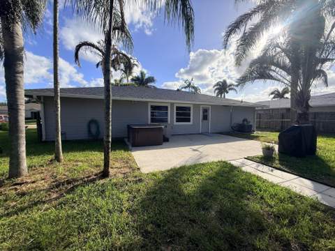 831 SE Carnival Avenue, Port St. Lucie FL - photo 23 of 42