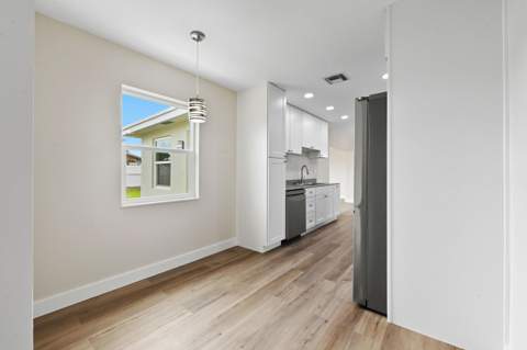 1580 Roy Drive, West Palm Beach FL - photo 16 of 43