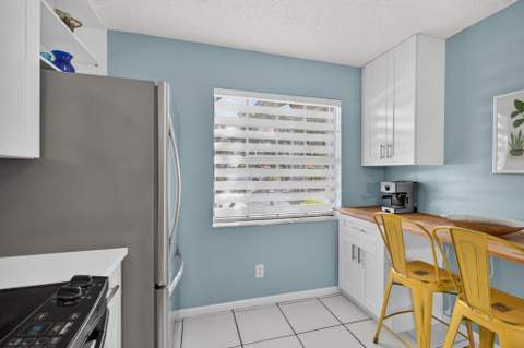 10779 NW 11th Street #10779, Pembroke Pines FL - photo 7 of 52