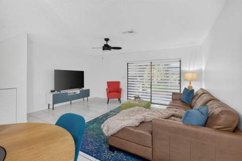 10779 NW 11th Street #10779, Pembroke Pines FL - photo 12 of 52