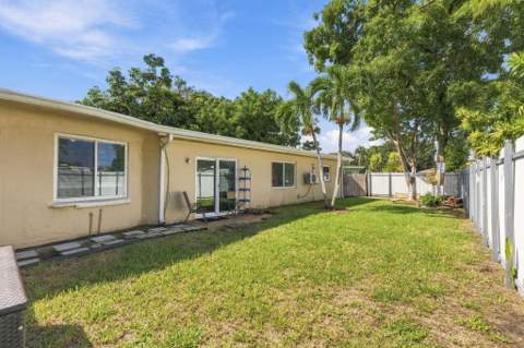 6100 Hayes Street, Hollywood FL - photo 21 of 23
