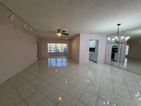 5289 Lakefront Boulevard #C, Delray Beach FL - photo 6 of 20