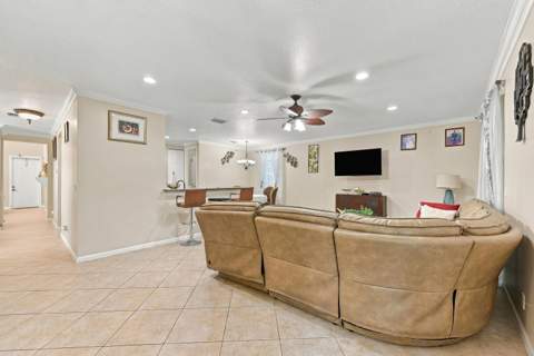 301 Mulberry Grove Road, West Palm Beach FL - photo 12 of 54
