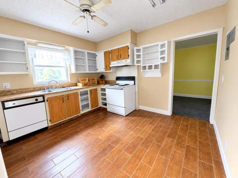 181 SW 77th Terrace, Margate FL - photo 8 of 23