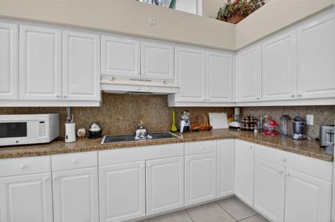 3528 NW Clubside Circle, Boca Raton FL - photo 23 of 103