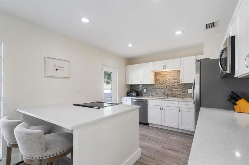 3 bedroom Single Family Residence at 2501 NE 12th Street, Avalon Garden Estates, Pompano Beach — photo 5
