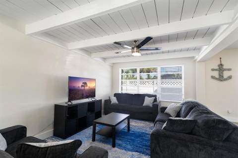 2501 NE 12th Street, Pompano Beach FL - photo 12 of 29