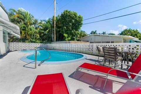 2501 NE 12th Street, Pompano Beach FL - photo 20 of 29