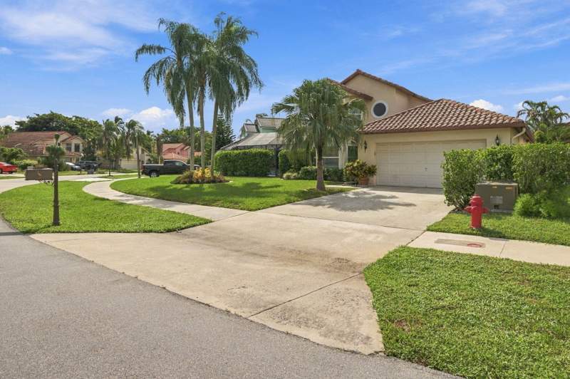 4 bedroom Single Family Residence at 10269 Islander Drive, Amber Bay, Boca Raton — photo 4