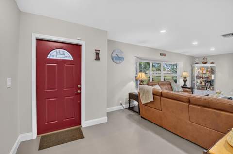 3880 Lowson Boulevard, Delray Beach FL - photo 7 of 63