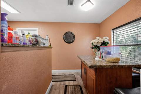 628 58th Street, West Palm Beach FL - photo 8 of 23