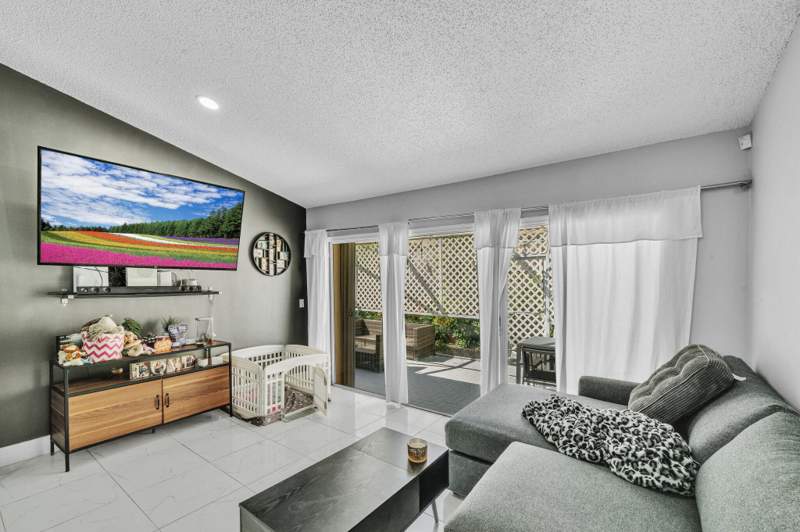 2 bedroom Villa at 3575 Deer Creek Palladian Circle, Lakes Of Deer Creek, Deerfield Beach — photo 5