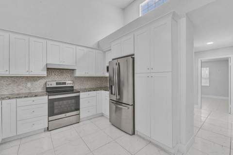3575 Deer Creek Palladian Circle, Deerfield Beach FL - photo 12 of 48