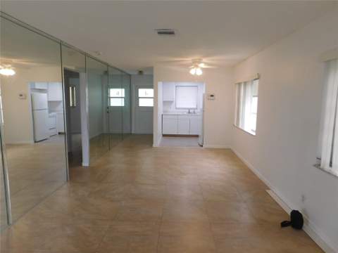 960 Crystal Lake Drive, Pompano Beach FL - photo 14 of 30