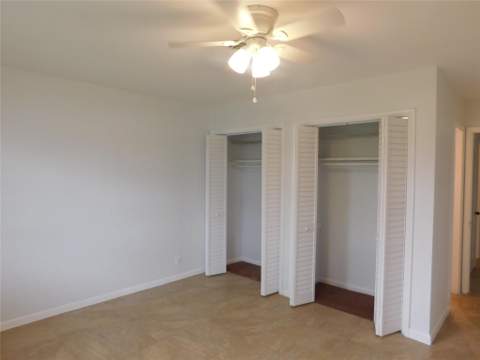 960 Crystal Lake Drive, Pompano Beach FL - photo 20 of 30