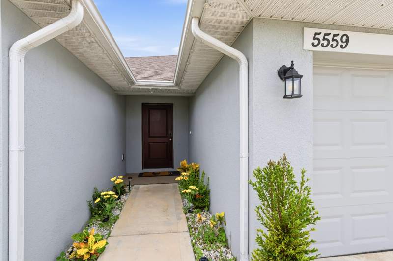 4 bedroom Single Family Residence at 5559 Lugo Street, Waterstone Phase Three, Fort Pierce — photo 4