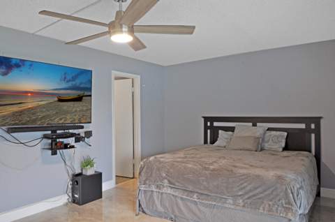 238 Chatham L, West Palm Beach FL - photo 14 of 40