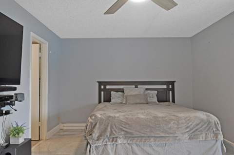 238 Chatham L, West Palm Beach FL - photo 15 of 40