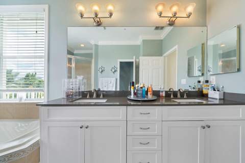156 Catania Way, Royal Palm Beach FL - photo 15 of 41