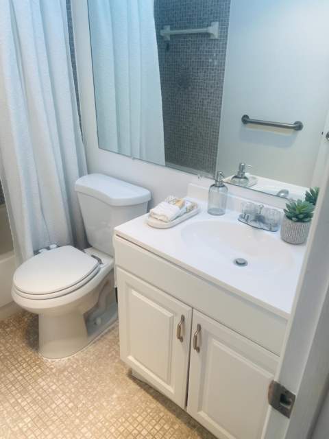 270 Newport R Drive #R, Deerfield Beach FL - photo 22 of 54