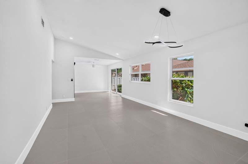2 bedroom Villa at 8279 Summerbreeze Lane, Whisper Walk Sec C Condo, Boca Raton — photo 2