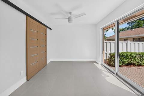 8279 Summerbreeze Lane, Boca Raton FL - photo 10 of 55