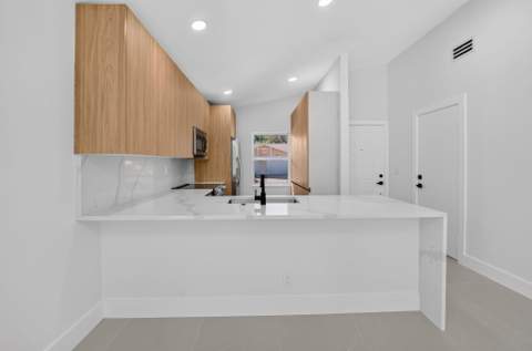 8279 Summerbreeze Lane, Boca Raton FL - photo 20 of 55