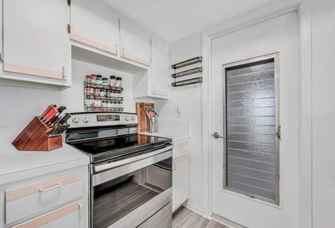 126 NW 14th Street, Boynton Beach FL - photo 17 of 43