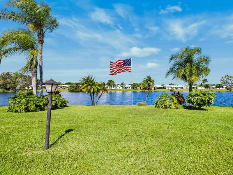 2 bedroom Single Family Residence at 2003 SW Roma Way, Palm Beach Leisureville Sec 10, Boynton Beach — photo 3