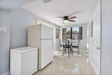 2911 NE 11th Avenue, Pompano Beach FL - photo 16 of 43