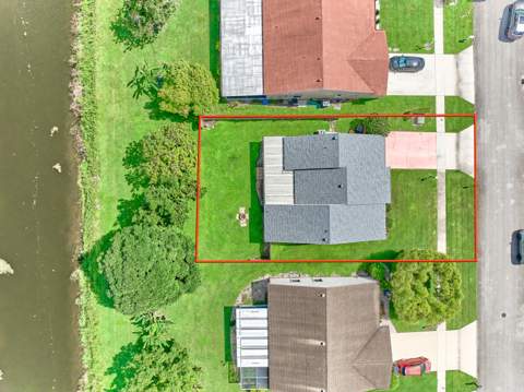 7723 Canal Drive, Lake Worth FL - photo 10 of 68