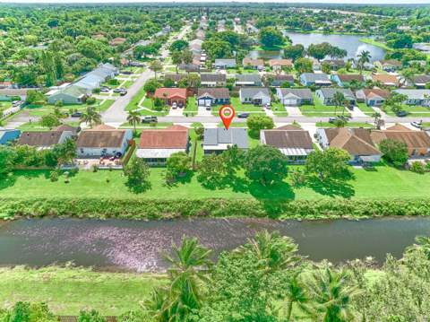 7723 Canal Drive, Lake Worth FL - photo 13 of 68