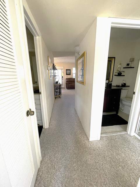 851 Normandy R, Delray Beach FL - photo 10 of 33