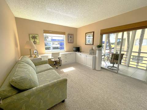 851 Normandy R, Delray Beach FL - photo 12 of 33