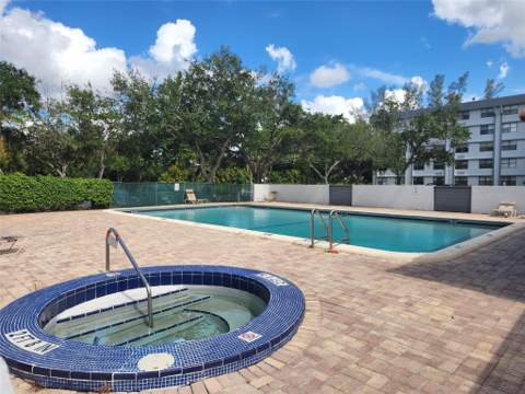 2501 Riverside Drive #513-A, Coral Springs FL - photo 14 of 17
