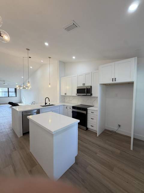 4699 Lucerne Lakes Boulevard #203, Lake Worth FL - photo 12 of 17