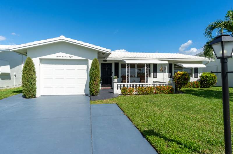 2 bedroom Single Family Residence at 708 SW 18th Street, Palm Beach Leisureville Sec 9, Boynton Beach — photo 2