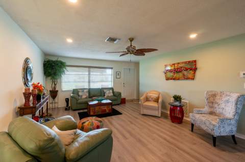 708 SW 18th Street, Boynton Beach FL - photo 6 of 33
