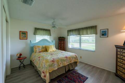 708 SW 18th Street, Boynton Beach FL - photo 16 of 33