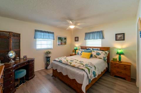 708 SW 18th Street, Boynton Beach FL - photo 18 of 33